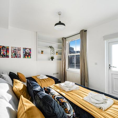 런던 Boutique Central Hackney Abode - Balcony - Sleeps 6 아파트 외부 사진