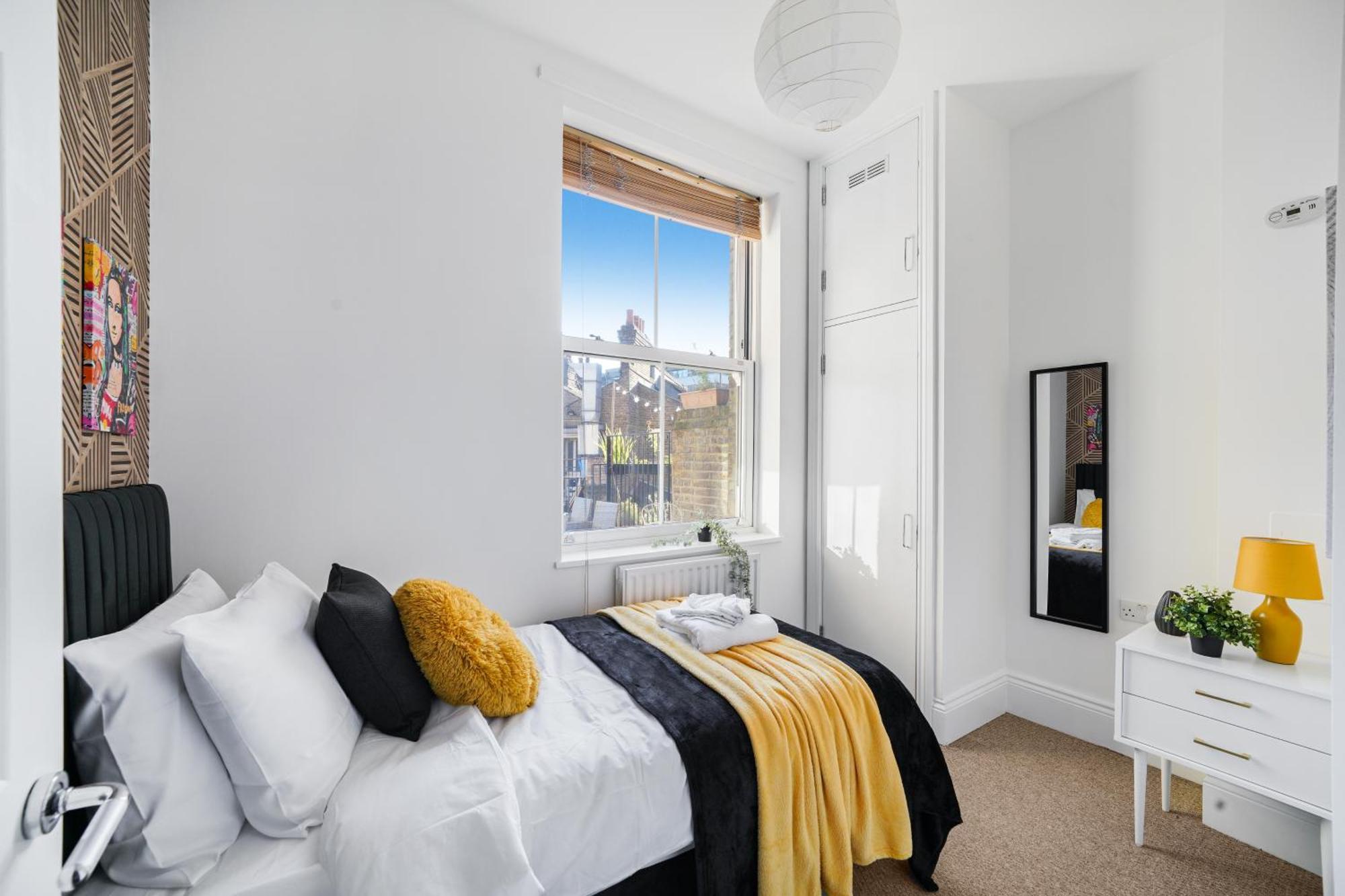 런던 Boutique Central Hackney Abode - Balcony - Sleeps 6 아파트 외부 사진